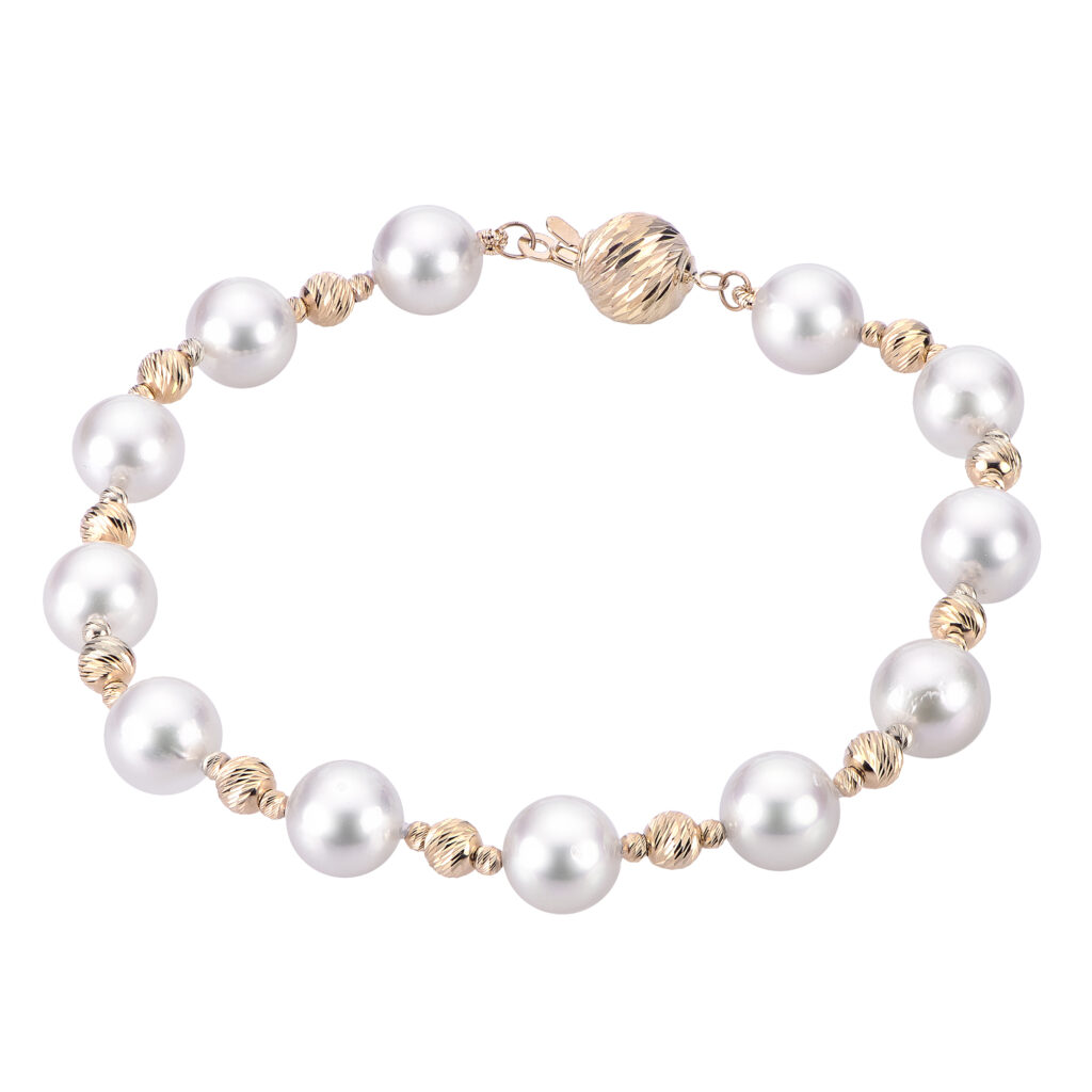 pearl and rose gold bracelet